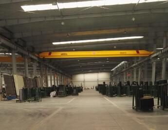 郑州夹层钢化玻璃雨棚与软件开发服务的价格与优势分析